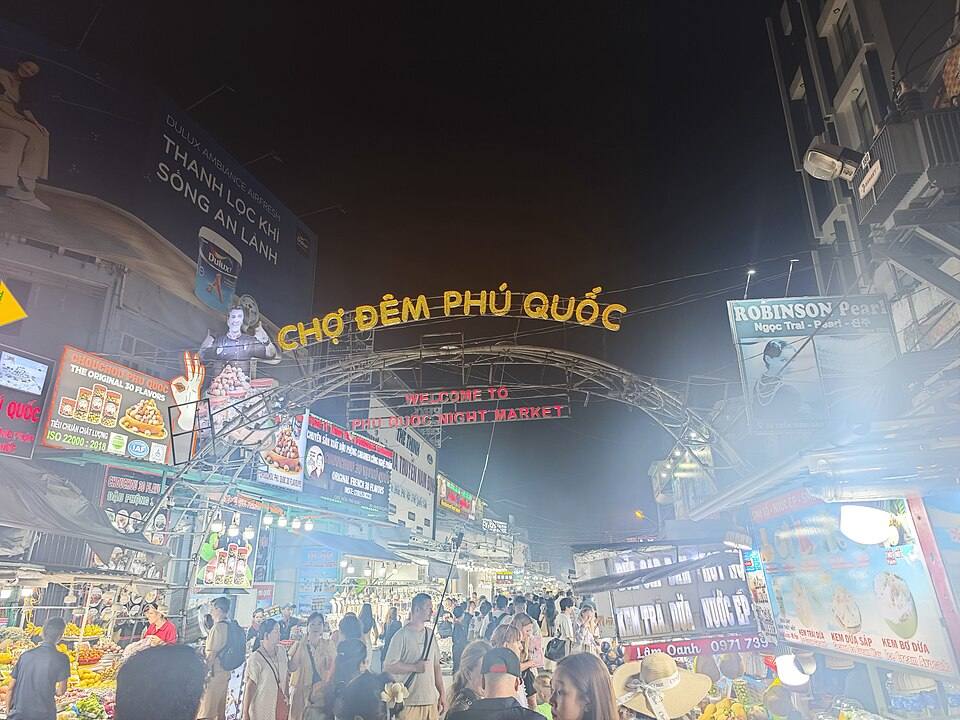 Nachtmarkt Duong Dong